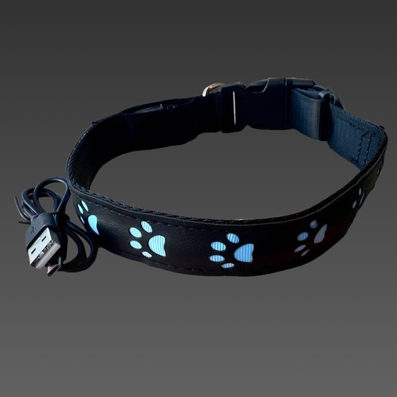 *NWT* LED Light Up Dog Collar Sz Med - Picture 2 of 3